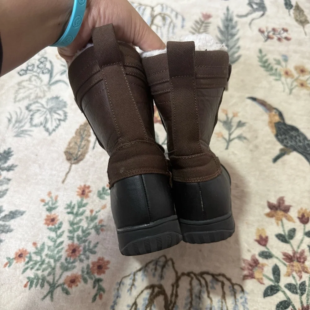 Eddie Bauer Brown and Black Winter Boots with Fur Lining 11